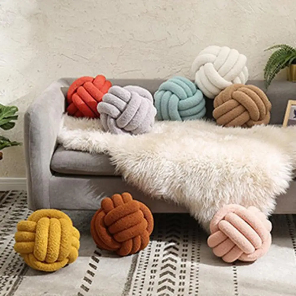 Knot Pillow