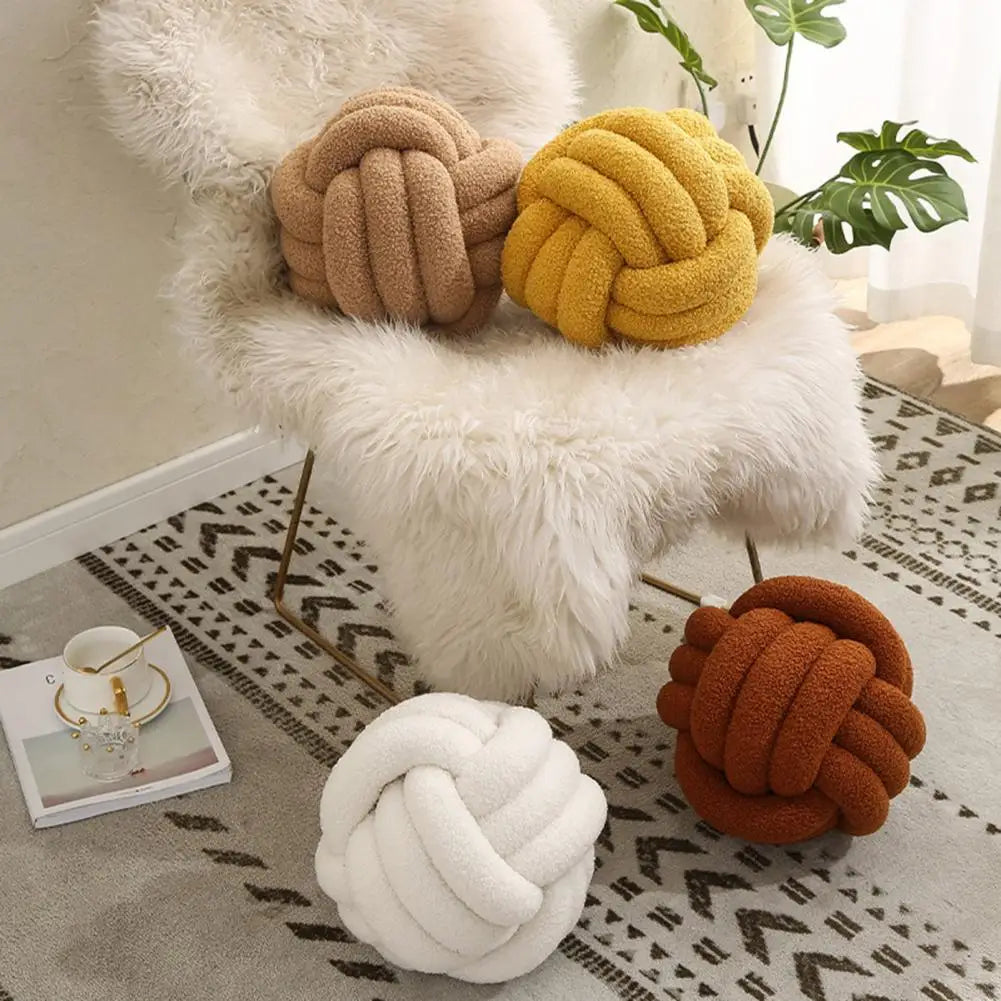 Knot Pillow