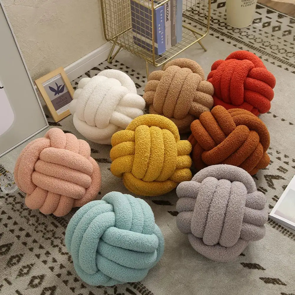 Knot Pillow